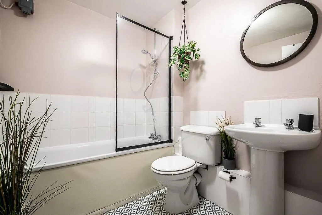 Modern, Central Home With Character Features Exeter 0*,